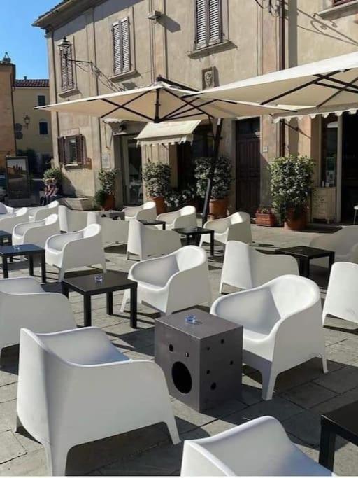 Lajatico Rentals - Terrazza Sul Tramonto Del Silenzio Exterior foto